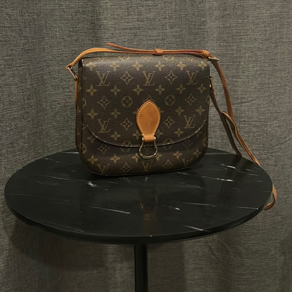 LOUIS VUITTON Saint Cloud Gm Brown Monogram Canvas Cross Body Bag, Vintage